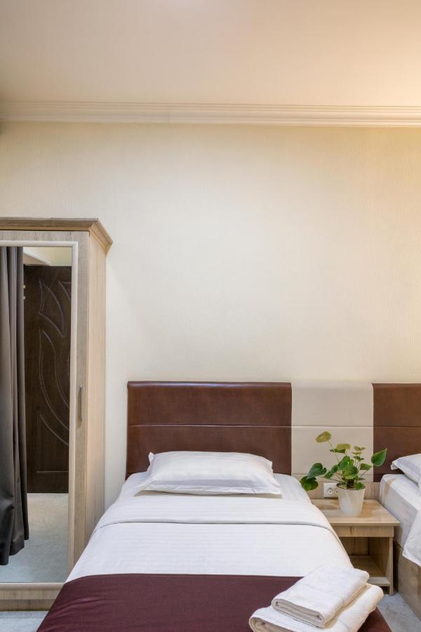 Karavan Street Hotel Tashkent Bagian luar foto