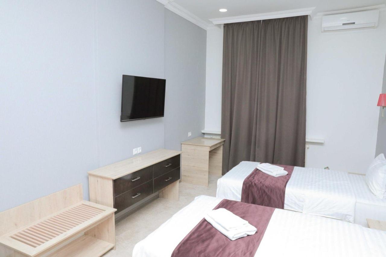 Karavan Street Hotel Tashkent Bagian luar foto