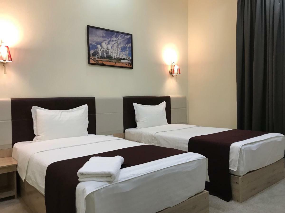 Karavan Street Hotel Tashkent Bagian luar foto